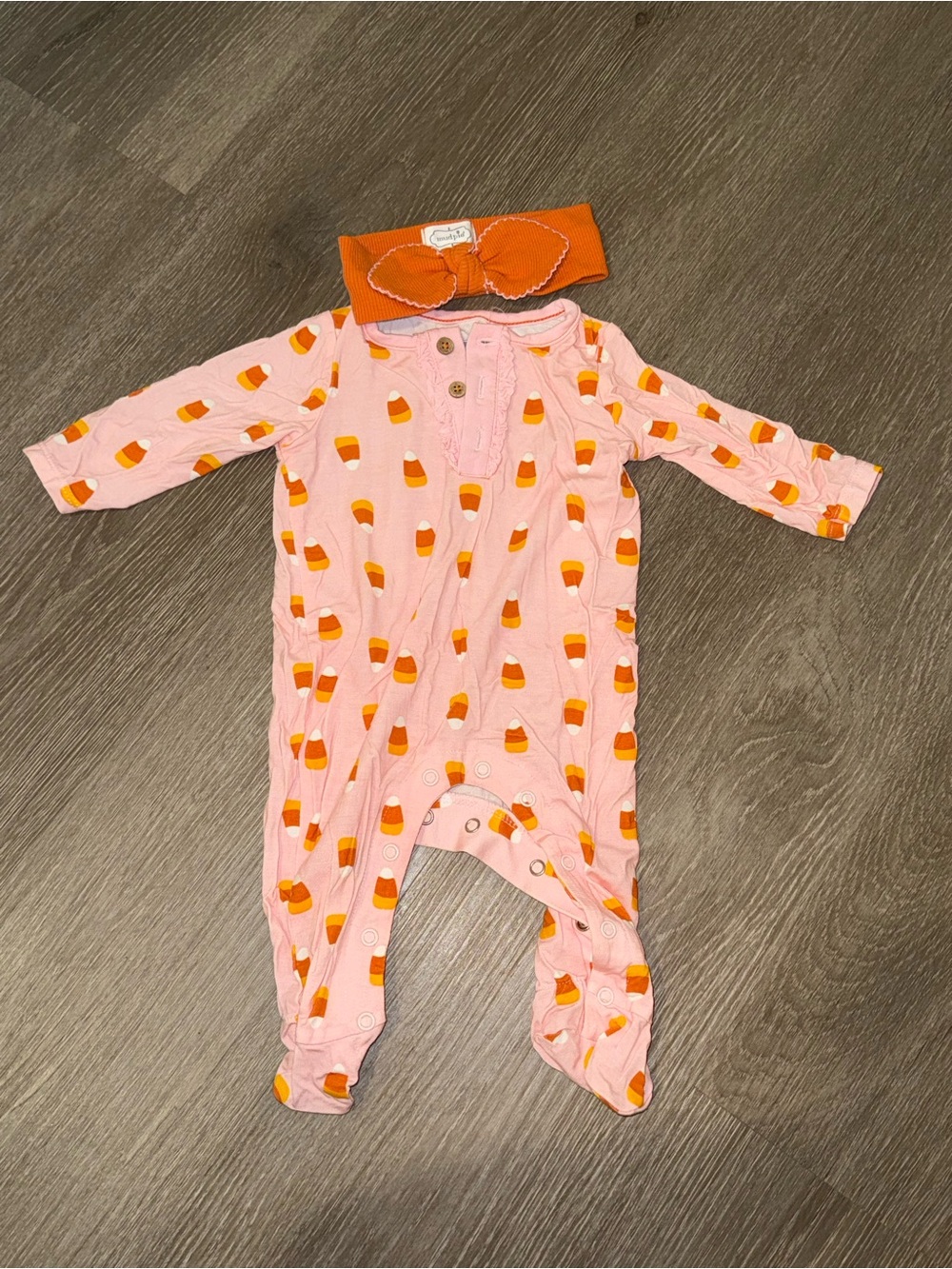Mud Pie Pink Candy Corn Print Footed One-Piece with Orange Headband